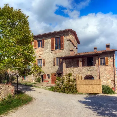 Apartment 2-Bedroom Apartment With Fantastic Mountain Views *