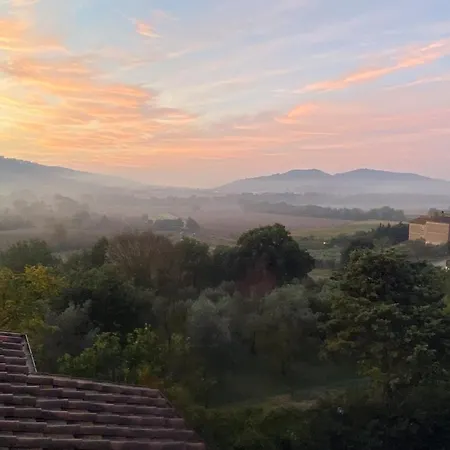2-Bedroom Apartment With Fantastic Mountain Views Apartamento